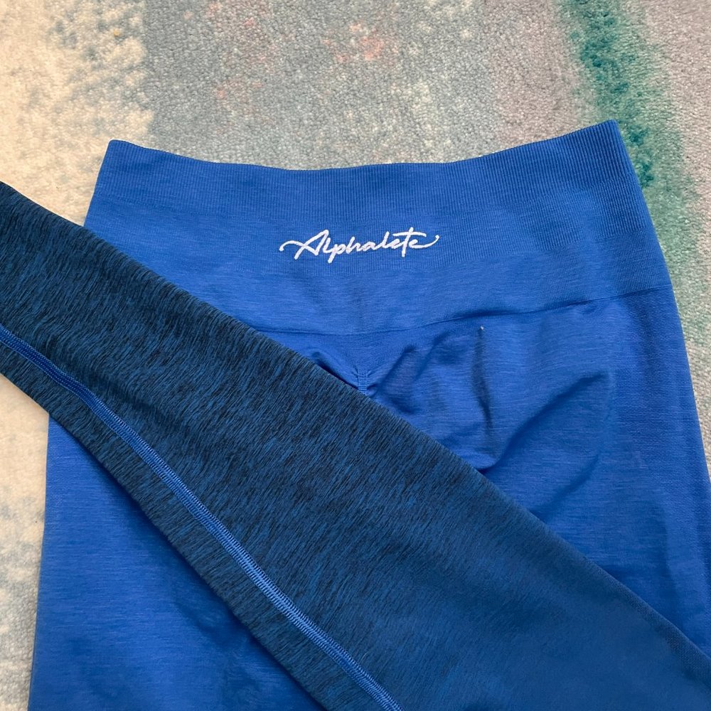Alphalete Amplify Leggings - Ombre Moonlight - Medium (Used)